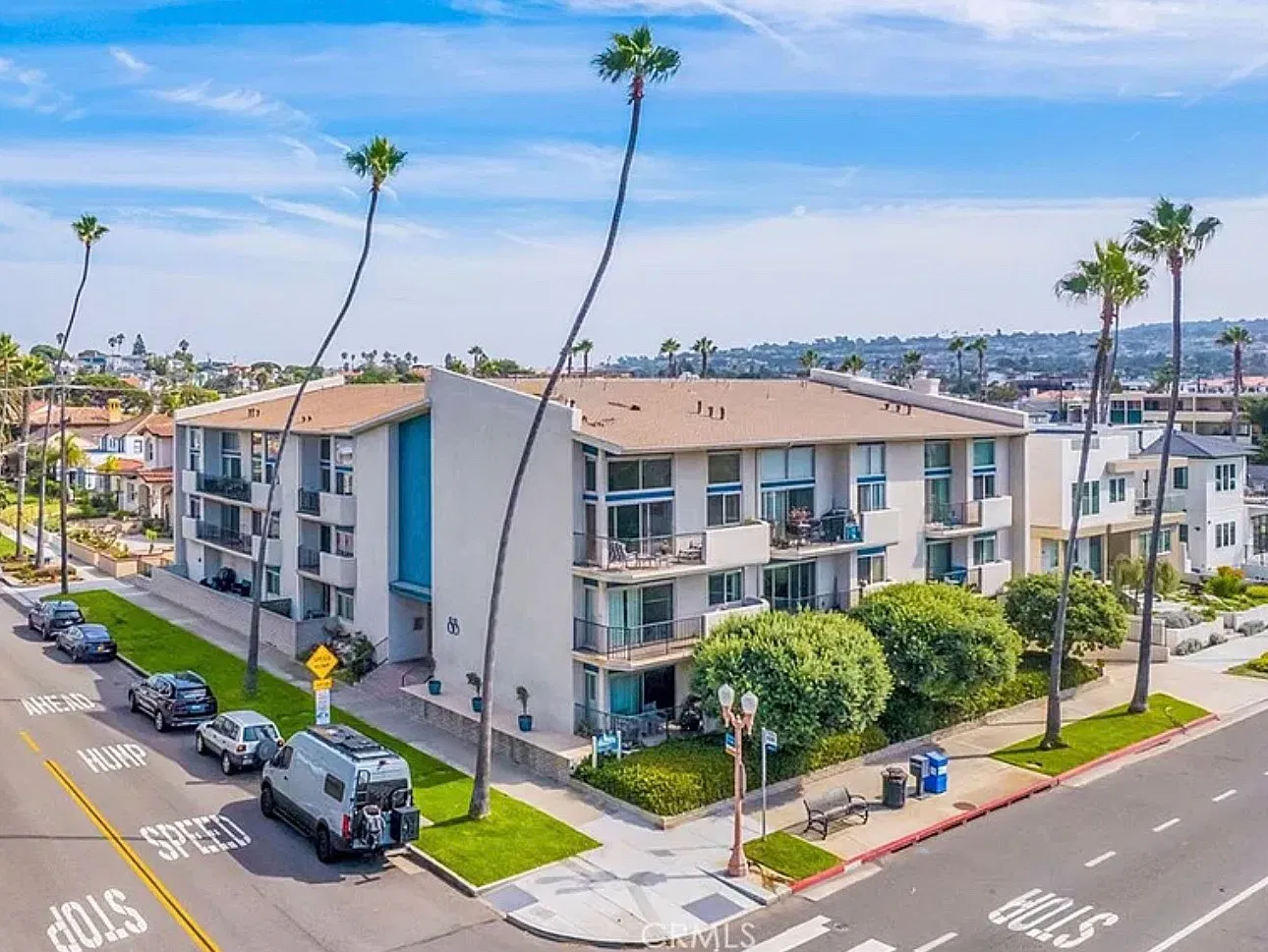 2 bed, 1325 sqft, $6,200 — Photo 1