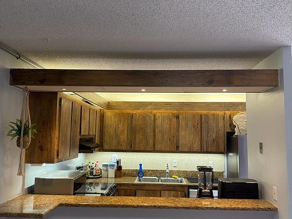 3rd image of 632 SPRINGDALE Circle