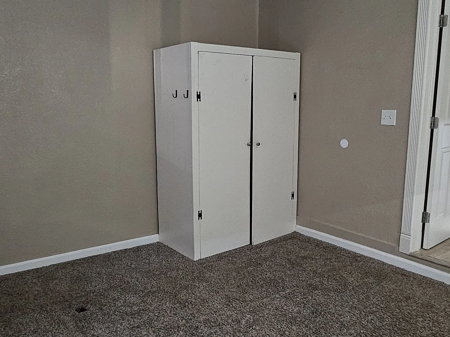 3 bed, $850 — Photo 3