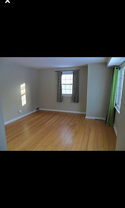 1st image of 320 Homewood Dr