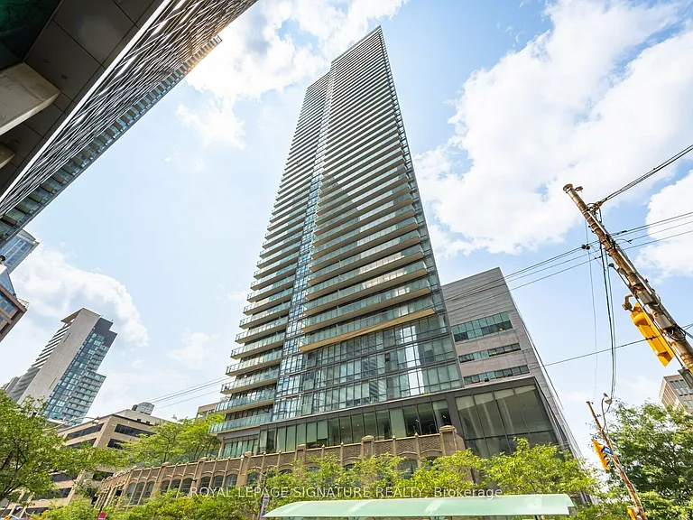 832 Bay St #3307 — Photo 29