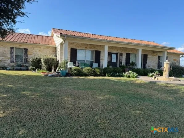1501 Starlight Rd, Cameron, TX 76520