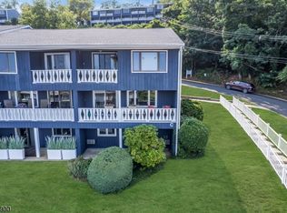 1 Hillside Rd #C, Atlantic Highlands, NJ 07716