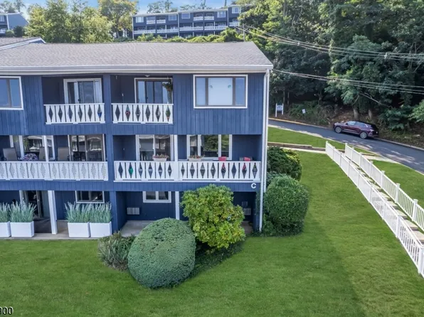 1 C-1 Hillside Court, Highlands Boro, NJ 07732