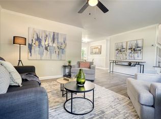 1650 Rose Garden Ln, Loganville, GA 30052