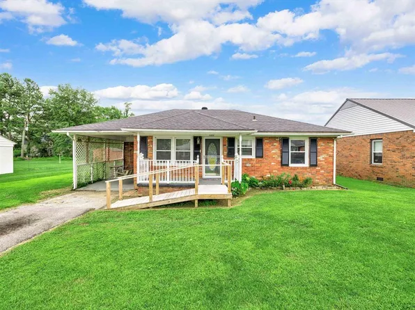 1225 Meadowlane Dr, Lewisport, KY 42351