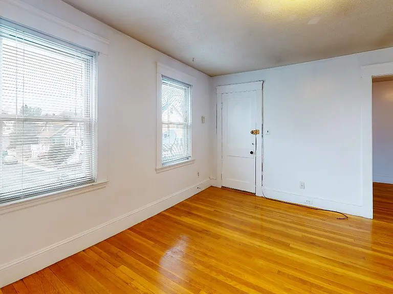 14 Lincoln Ct #1 — Photo 5