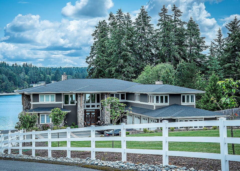 1st image of 2703 50th Ave NW