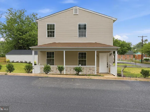 901 Nova Ave, Capitol Heights, MD 20743
