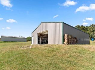 19054 Farm Road 2285, Eagle Rock, MO 65641