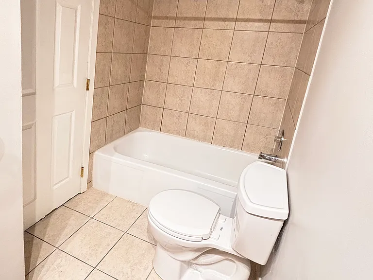 450 Stevenson Pl #450 — Photo 14