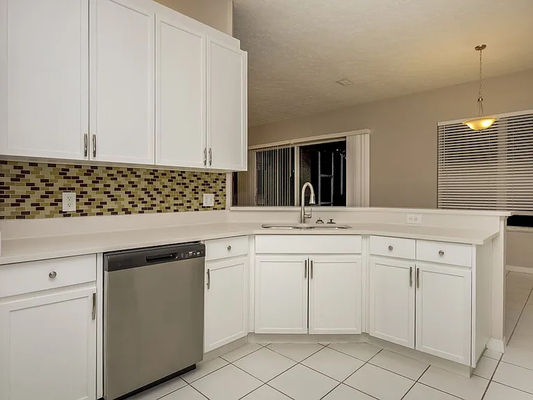 2304 Golf Manor Blvd — Photo 6
