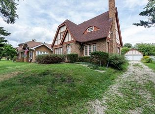 1331 N Ash St #1, Waukegan, IL 60085