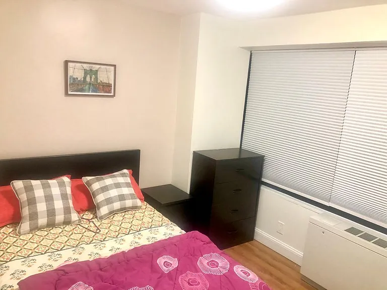 135 Montgomery St #3G — Photo 6