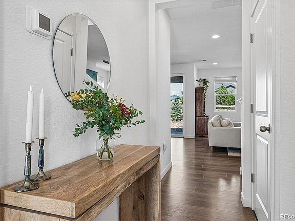 4th image of 8505 Eckley Street