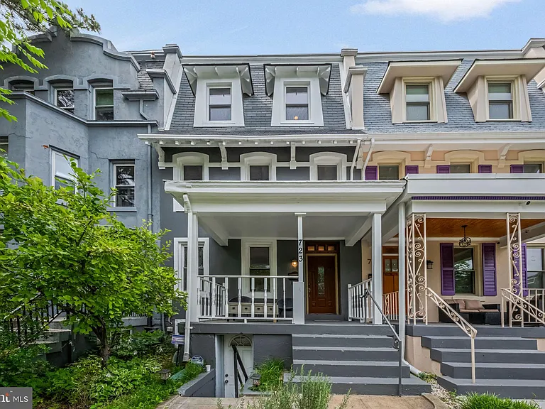 723 Quebec Pl NW — Photo 1