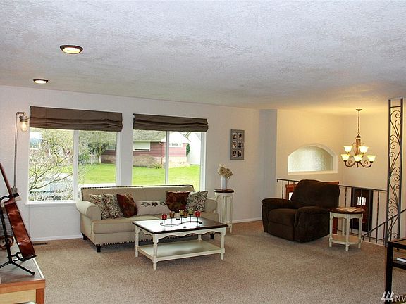 5th image of 714 Avenue J