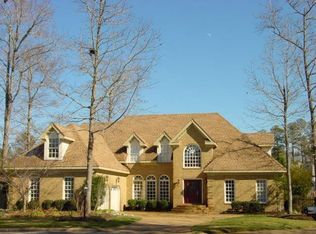 785 Los Colonis Dr, Virginia Beach, VA 23456