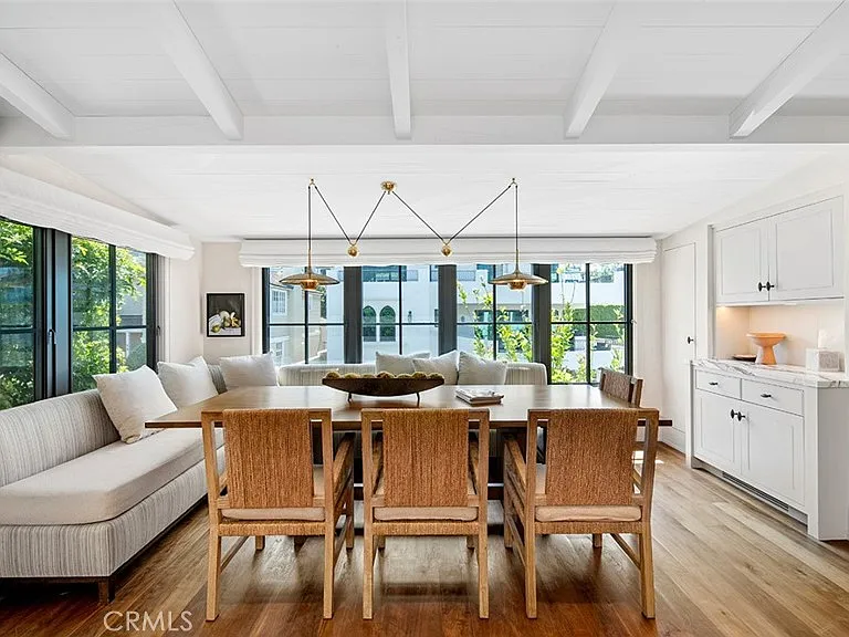 27 Emerald Bay — Photo 20