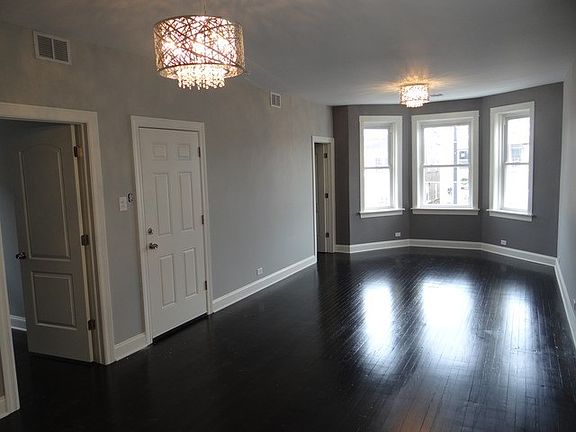 4th image of 2108 S 48th Ct