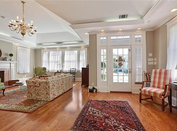 5th image of 2616 Jefferson Ave