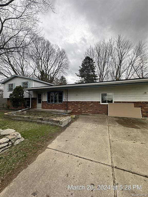 5248 E Coldwater Rd, Flint, MI 48506 Zillow