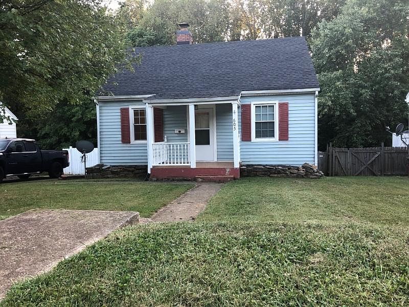 1st image of 605 Westview Dr