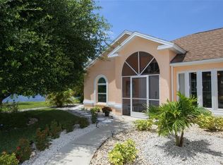 657 Rotonda Cir, Rotonda West, FL 33947