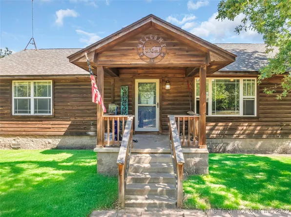 922 Oak Ridge St, Ardmore, OK 73401