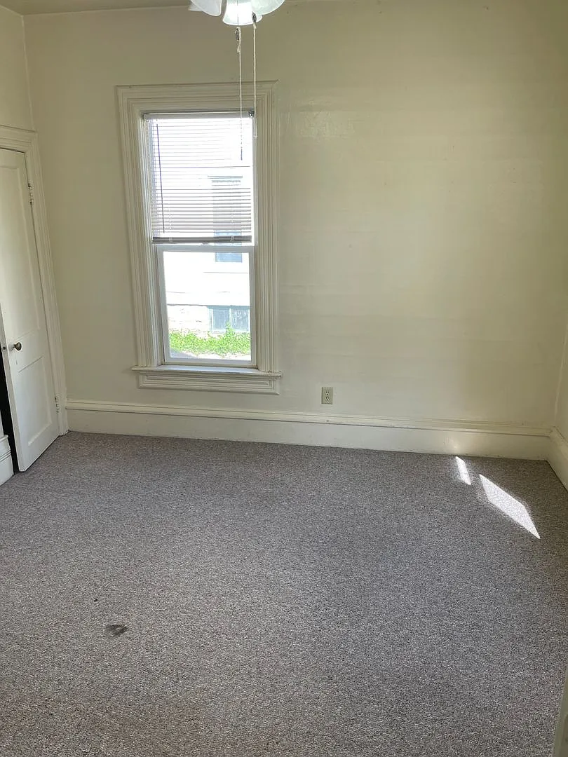 Prospect, 730 — Photo 2