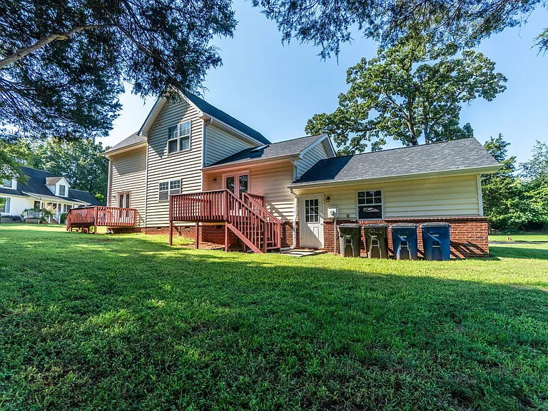 101 Windsor Gate Ct — Photo 4