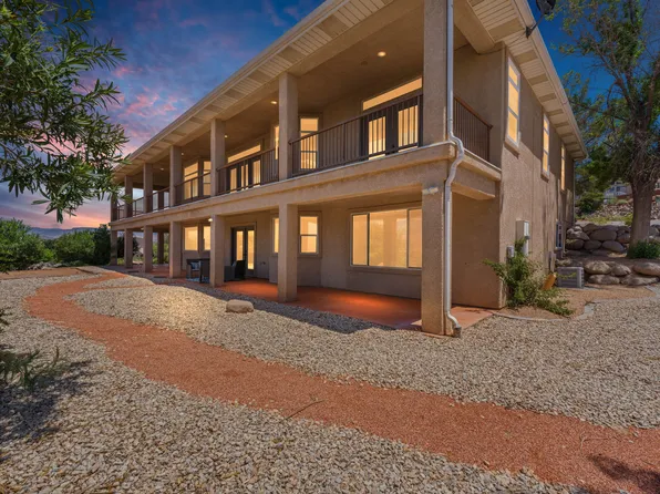 2541 W Spilsbury Ct, Hurricane, UT 84737