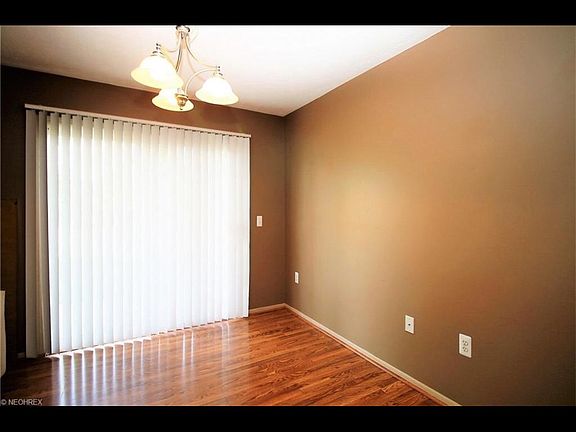 3rd image of 1411 Buckingham Gate Blvd #1411A