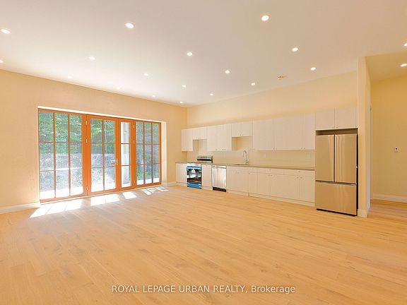 3rd image of 800 Rye Rd