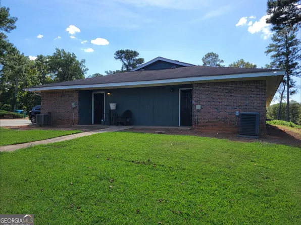 424 Highway 211 NW APT D, Winder, GA 30680