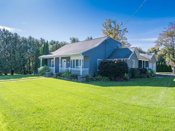 394 Newton St, South Hadley, MA 01075