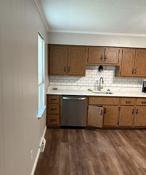 323 Juniper Ln — Photo 2
