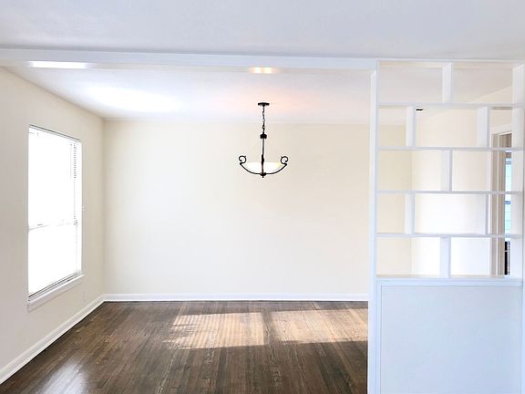 2nd image of 210 Laddie Pl