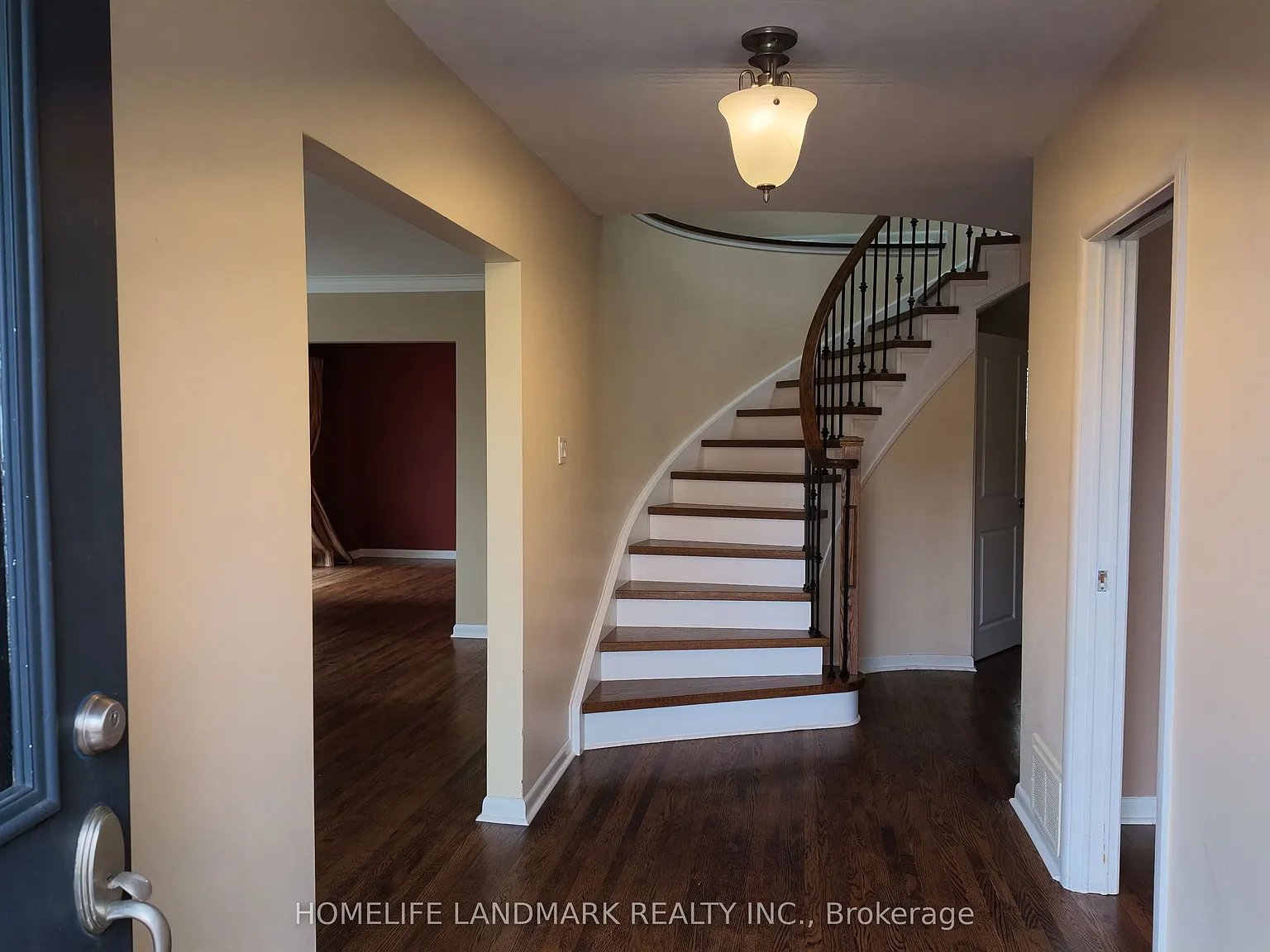 6 bed, $6,200 — Photo 1