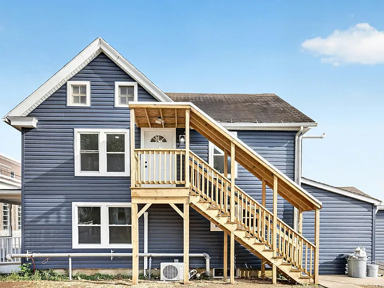 428 S Governors Ave #C — Photo 6