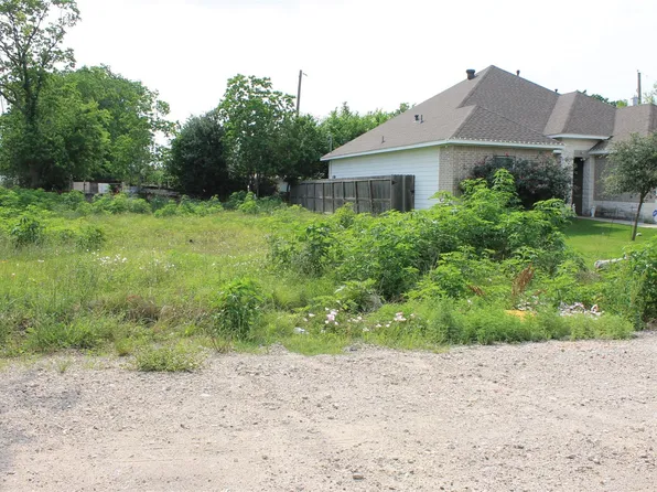 5105 Amy St, Houston, TX 77028