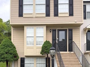 515 Ridgefield Ave, Stephens City, VA 22655