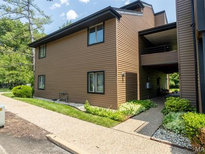 13814 Amiot Dr APT D, Saint Louis, MO, 63146