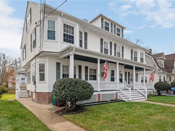 110-112 Winter St, Woonsocket, RI 02895