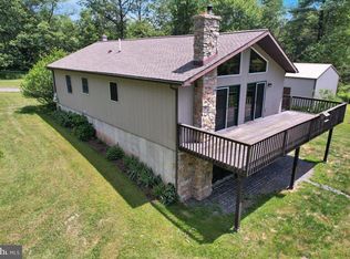 352 Old Forge Rd, Pine Grove, PA 17963
