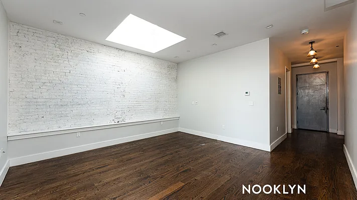 Rented by Nooklyn NYC LLC | media 7