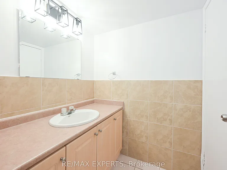 59 Silver Arrow Cres #BASEMENT — Photo 20