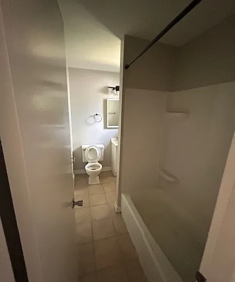 Bathroom with bathtub