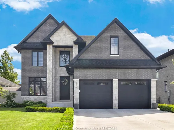 256 Xavier Cir, Lakeshore, ON N8N 0J3