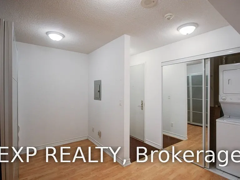761 Bay St #809 — Photo 9